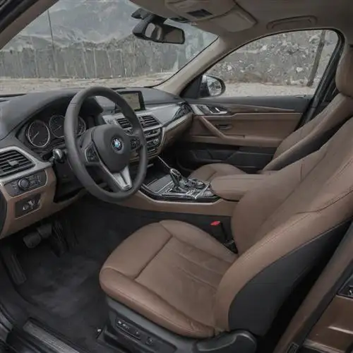 BMW X3 - Exploring the Thoughtful Interior Design of the BMW X3